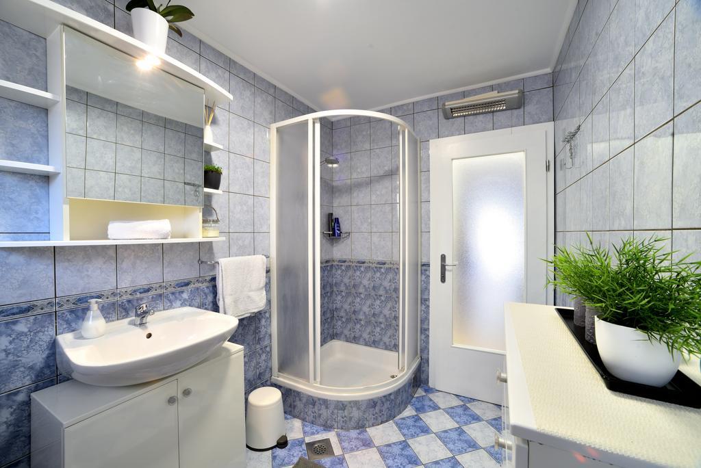 Apartment Lola Spalato Esterno foto